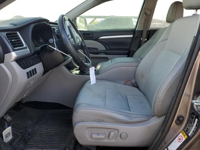 Photo 6 VIN: 5TDBKRFH6FS096002 - TOYOTA HIGHLANDER 