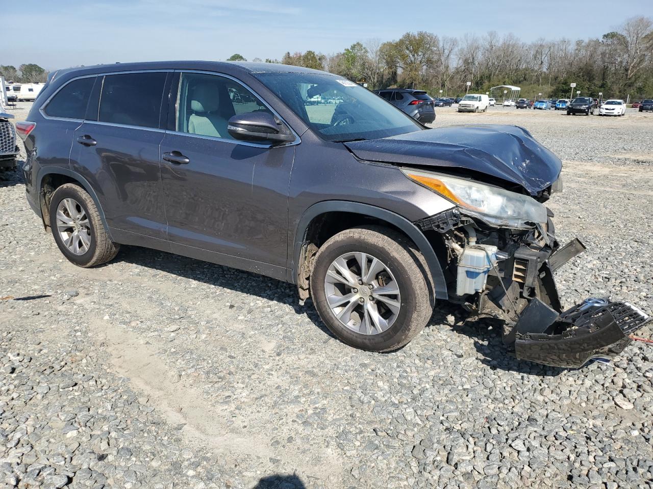 Photo 3 VIN: 5TDBKRFH6FS159888 - TOYOTA HIGHLANDER 