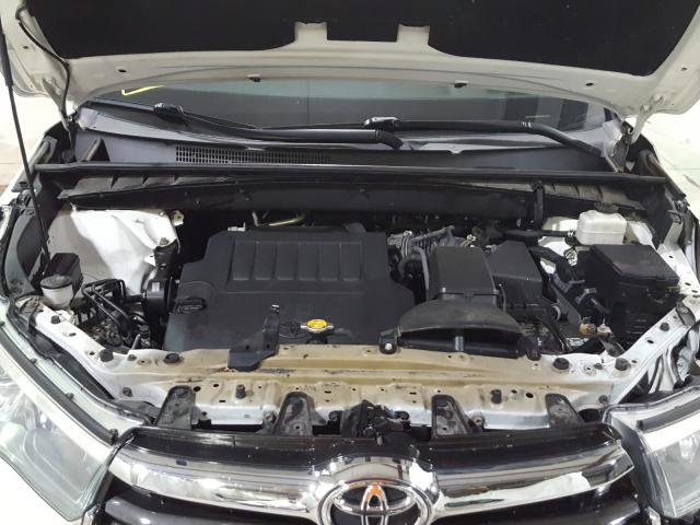 Photo 6 VIN: 5TDBKRFH7FS196142 - TOYOTA HIGHLANDER 