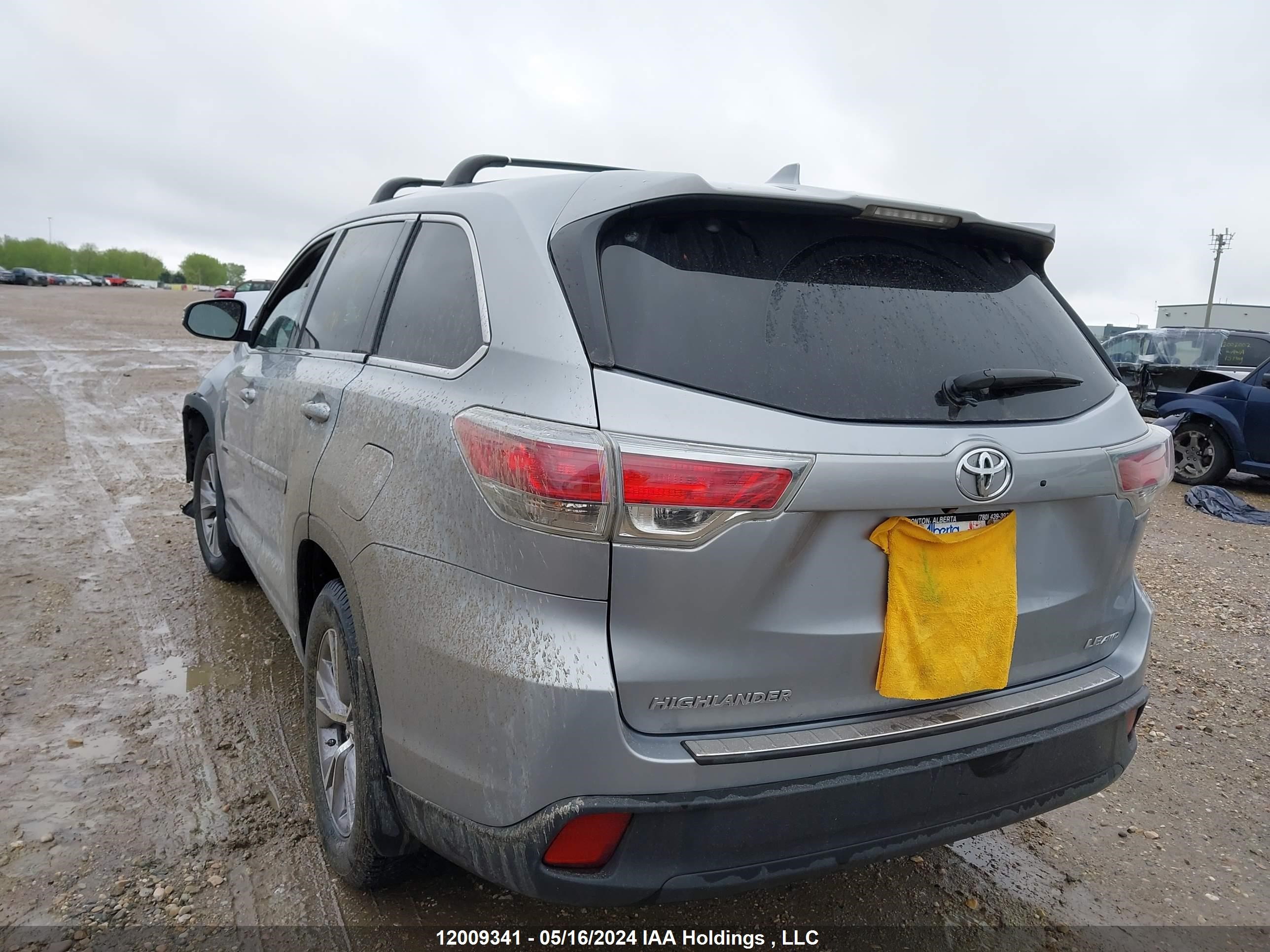 Photo 2 VIN: 5TDBKRFH9ES015797 - TOYOTA HIGHLANDER 