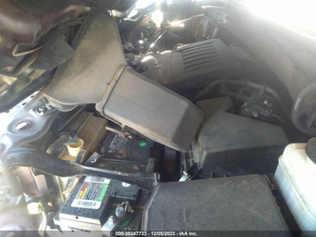 Photo 9 VIN: 5TDBKRFH9ES042420 - TOYOTA HIGHLANDER 