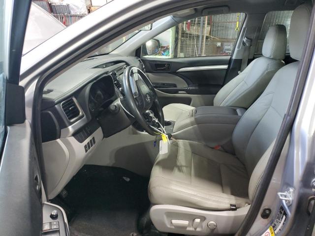 Photo 6 VIN: 5TDBKRFH9FS110586 - TOYOTA HIGHLANDER 