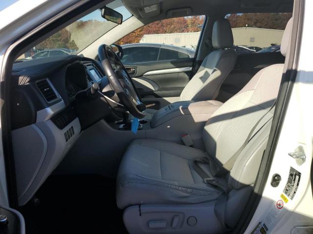 Photo 6 VIN: 5TDBKRFH9FS160839 - TOYOTA HIGHLANDER 