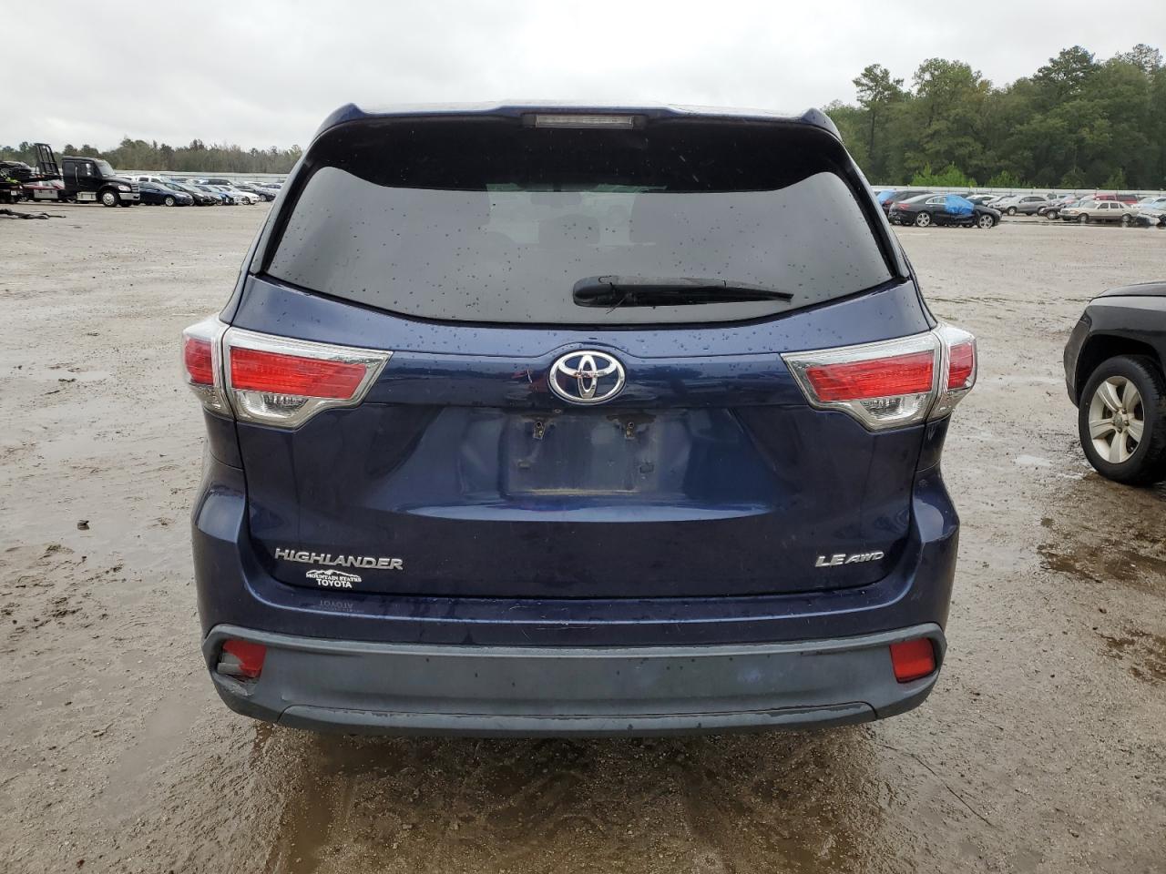 Photo 5 VIN: 5TDBKRFH9FS174661 - TOYOTA HIGHLANDER 