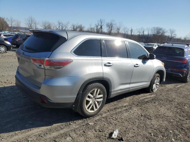 Photo 2 VIN: 5TDBKRFH9FS200661 - TOYOTA HIGHLANDER 