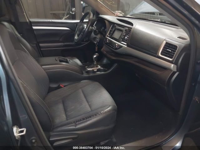 Photo 4 VIN: 5TDBKRFHXES008888 - TOYOTA HIGHLANDER 