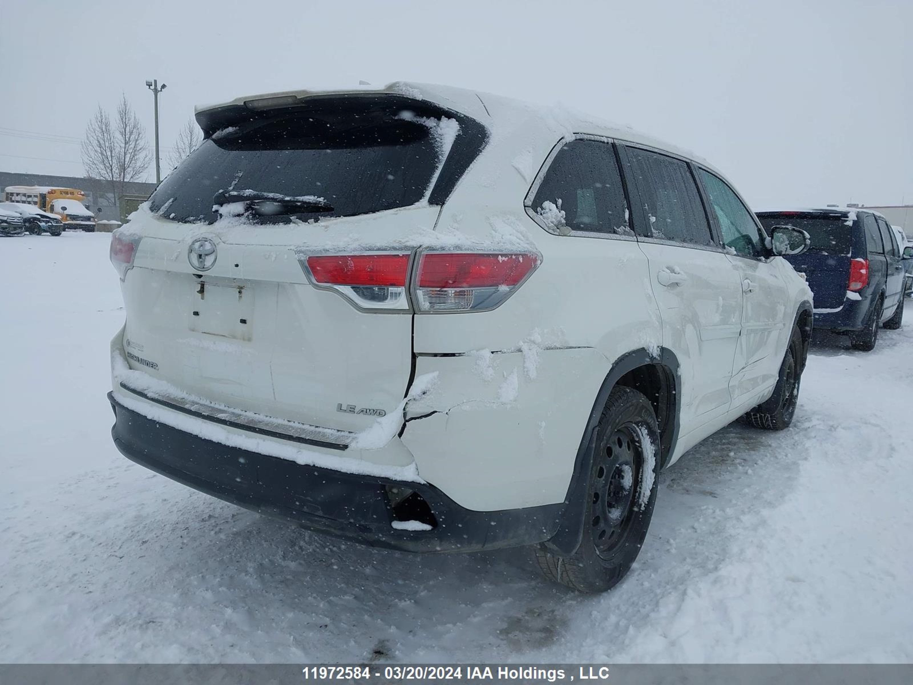 Photo 3 VIN: 5TDBKRFHXES012178 - TOYOTA HIGHLANDER 