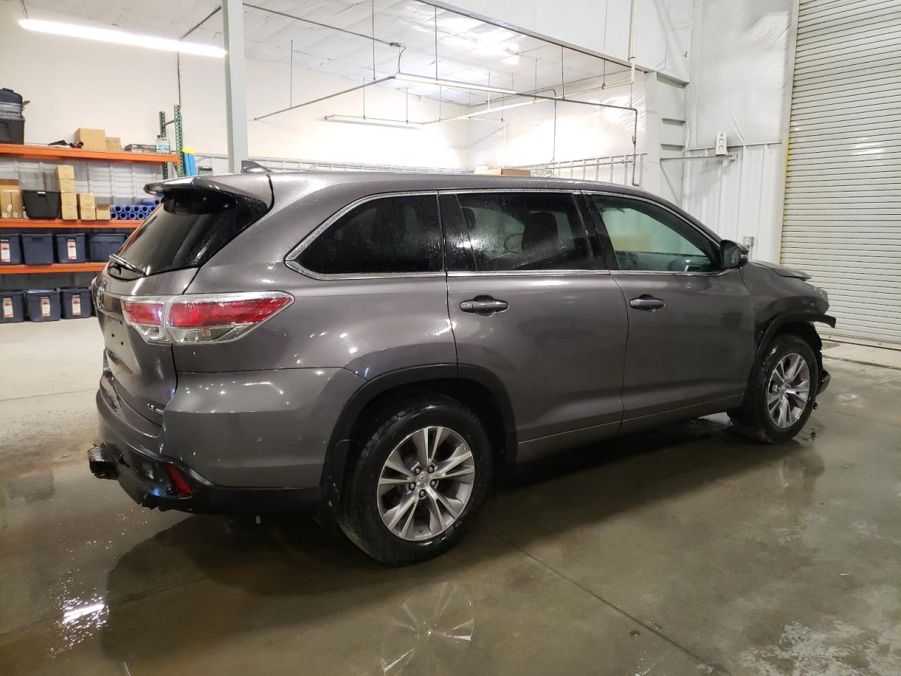 Photo 2 VIN: 5TDBKRFHXES015808 - TOYOTA HIGHLANDER 