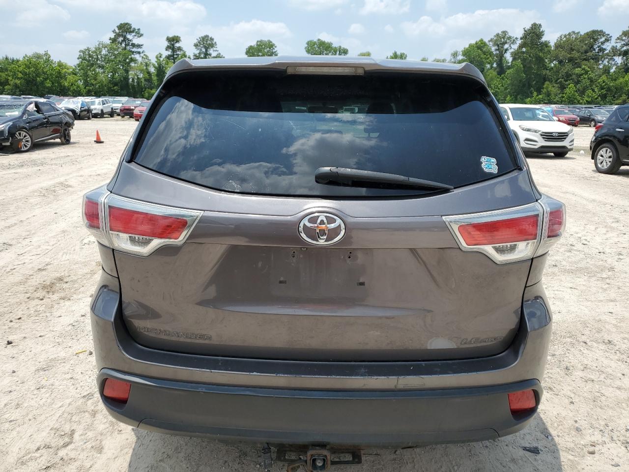 Photo 5 VIN: 5TDBKRFHXFS076870 - TOYOTA HIGHLANDER 