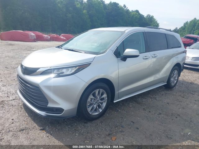 Photo 1 VIN: 5TDBRKEC3PS156957 - TOYOTA SIENNA 