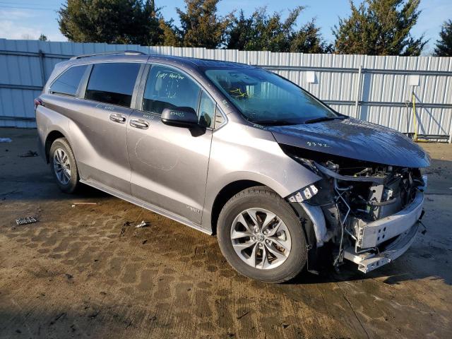 Photo 3 VIN: 5TDBRKEC6MS037778 - TOYOTA SIENNA LE 