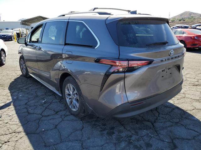 Photo 2 VIN: 5TDBRKECXNS092915 - TOYOTA SIENNA LE 