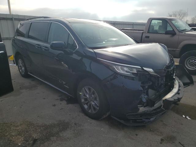 Photo 3 VIN: 5TDBSKFC1MS015884 - TOYOTA SIENNA LE 