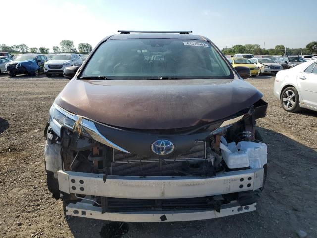 Photo 4 VIN: 5TDBSKFC1MS023175 - TOYOTA SIENNA LE 