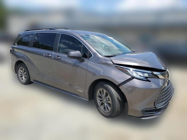 Photo 3 VIN: 5TDBSKFC4MS023851 - TOYOTA SIENNA LE 