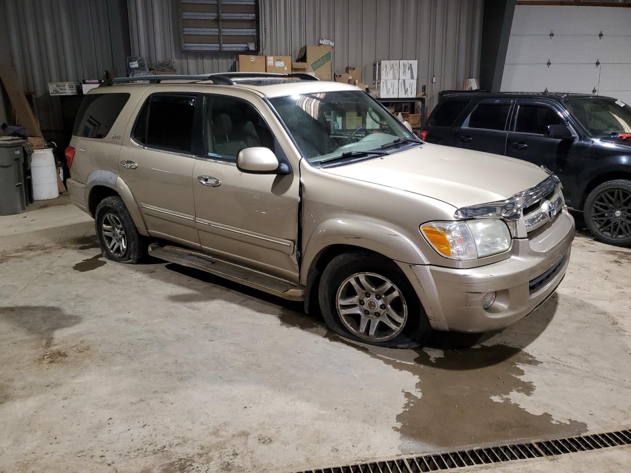 Photo 3 VIN: 5TDBT44A05S238171 - TOYOTA SEQUOIA 