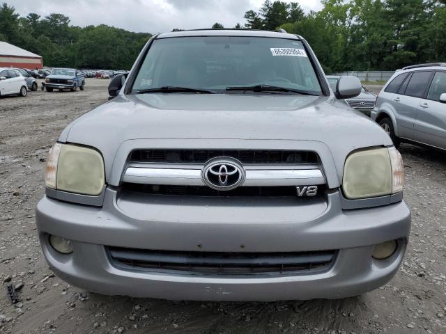 Photo 4 VIN: 5TDBT44A05S242365 - TOYOTA SEQUOIA SR 