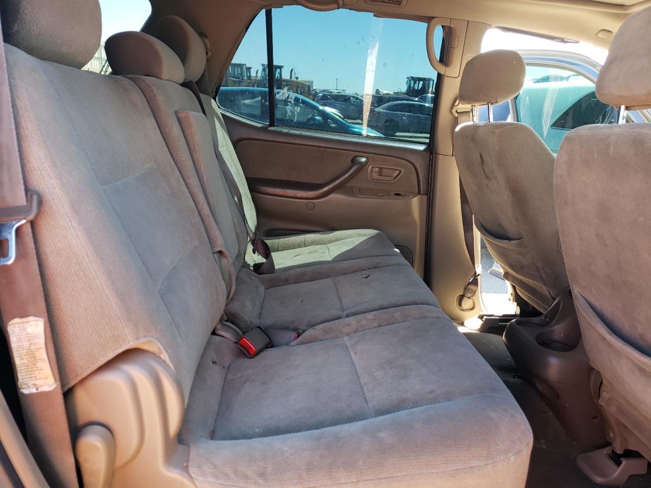 Photo 10 VIN: 5TDBT44A34S205115 - TOYOTA SEQUOIA 