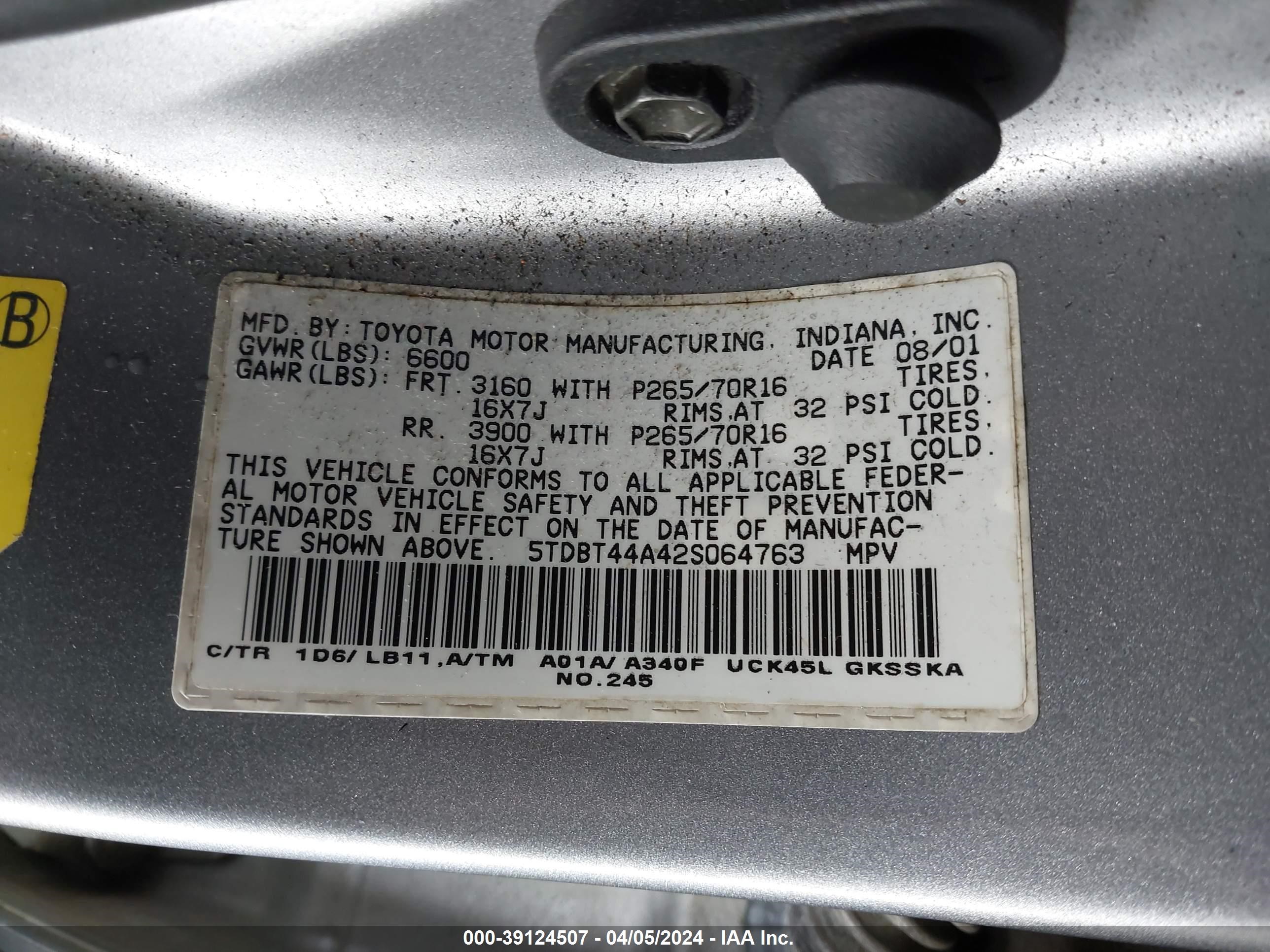 Photo 8 VIN: 5TDBT44A42S064763 - TOYOTA SEQUOIA 