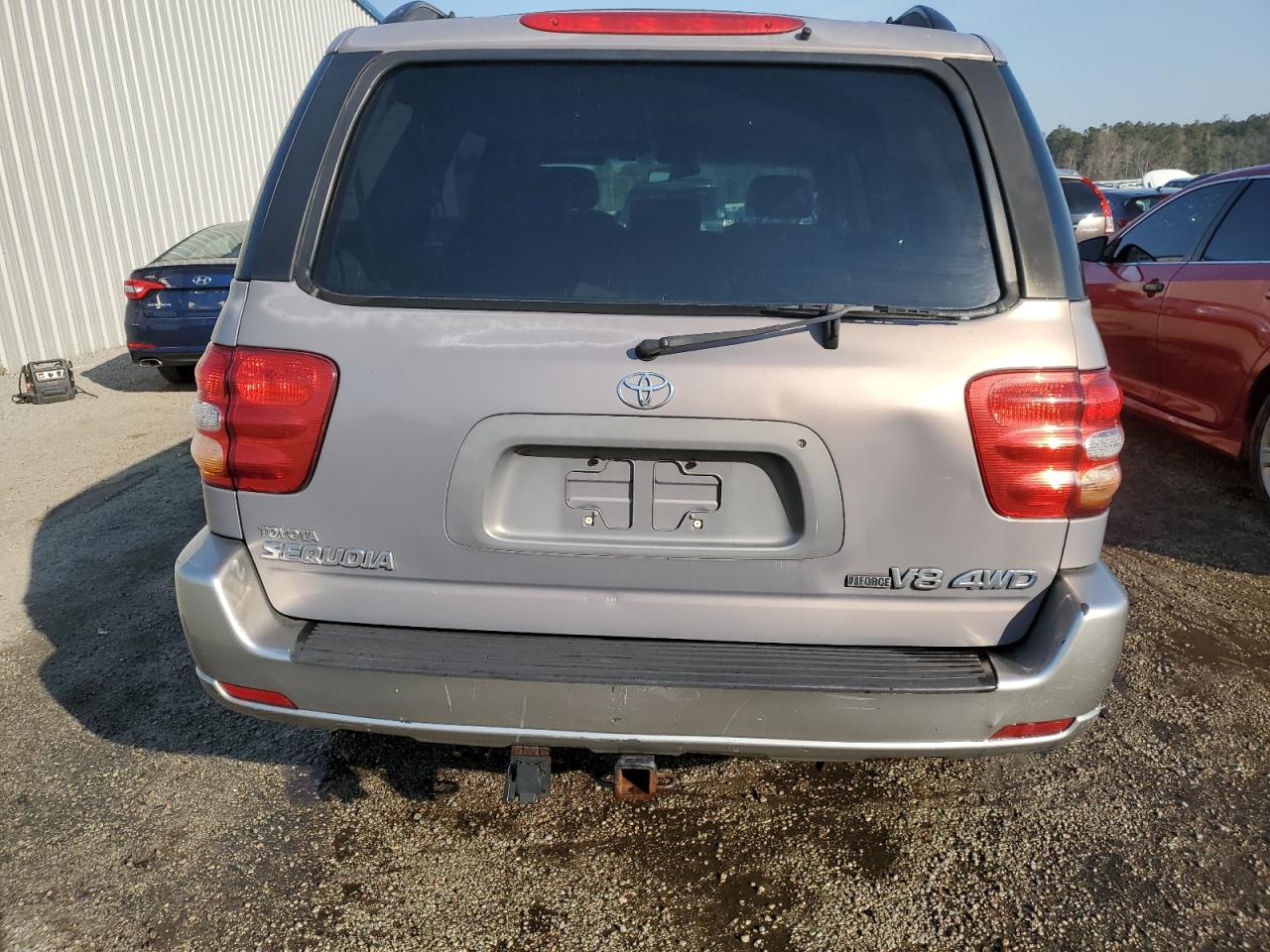 Photo 5 VIN: 5TDBT44A42S135685 - TOYOTA SEQUOIA 