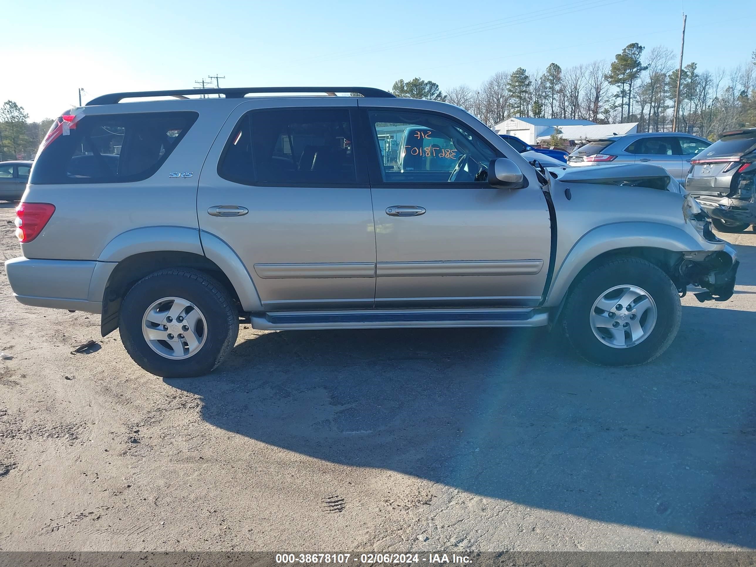 Photo 12 VIN: 5TDBT44A43S155968 - TOYOTA SEQUOIA 