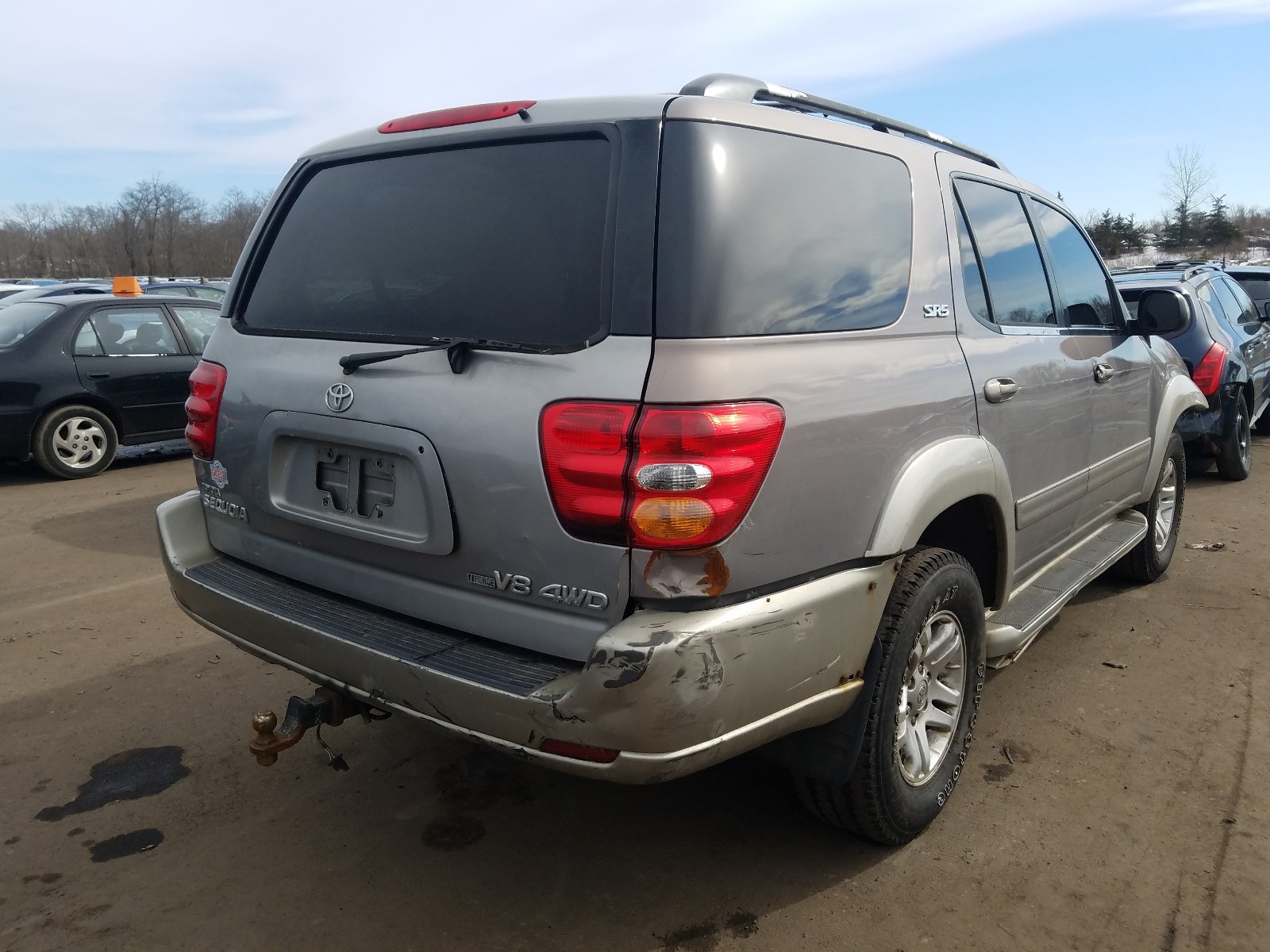 Photo 3 VIN: 5TDBT44A51S047193 - TOYOTA SEQUOIA SR 