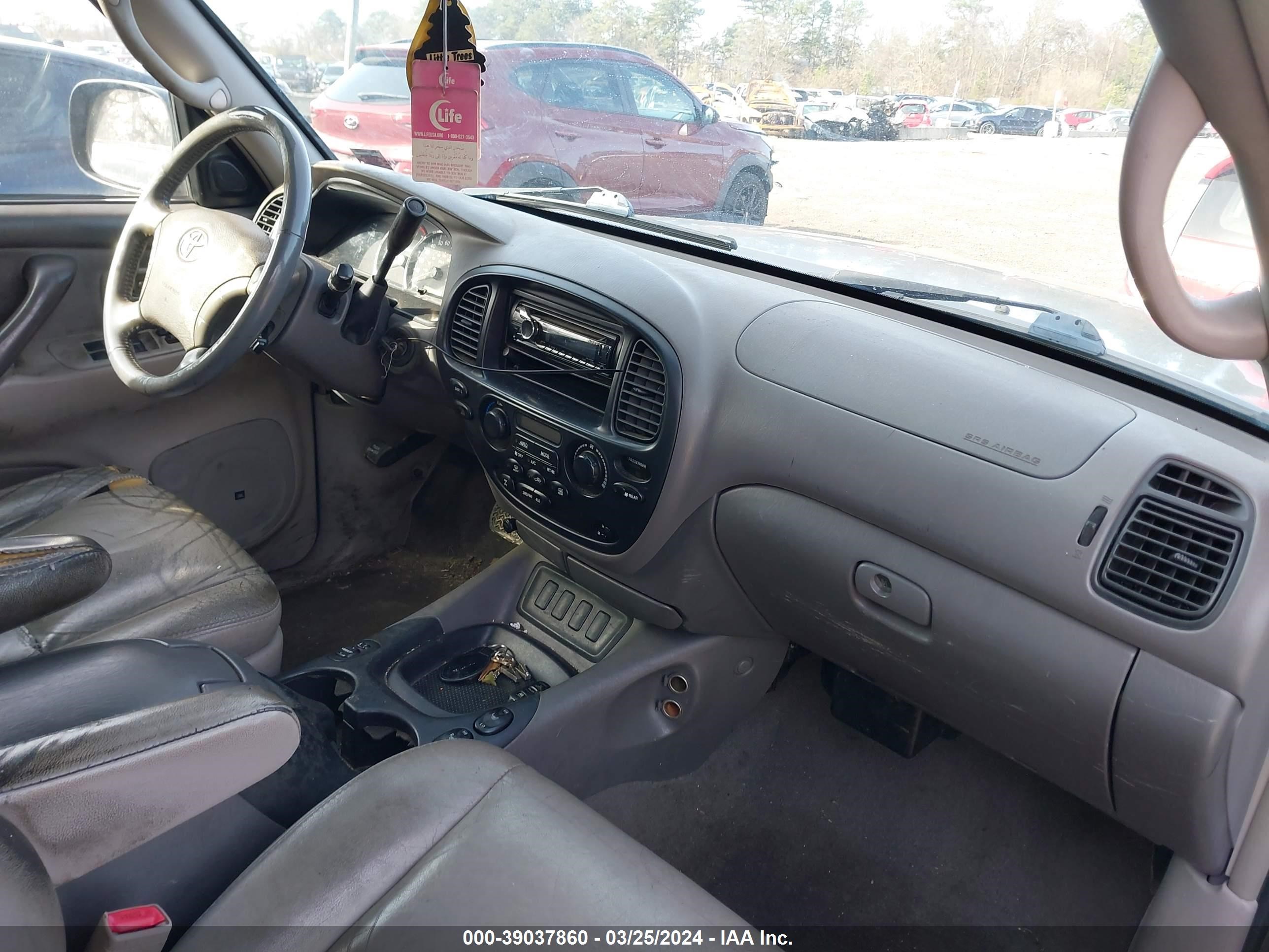 Photo 4 VIN: 5TDBT44A56S263648 - TOYOTA SEQUOIA 