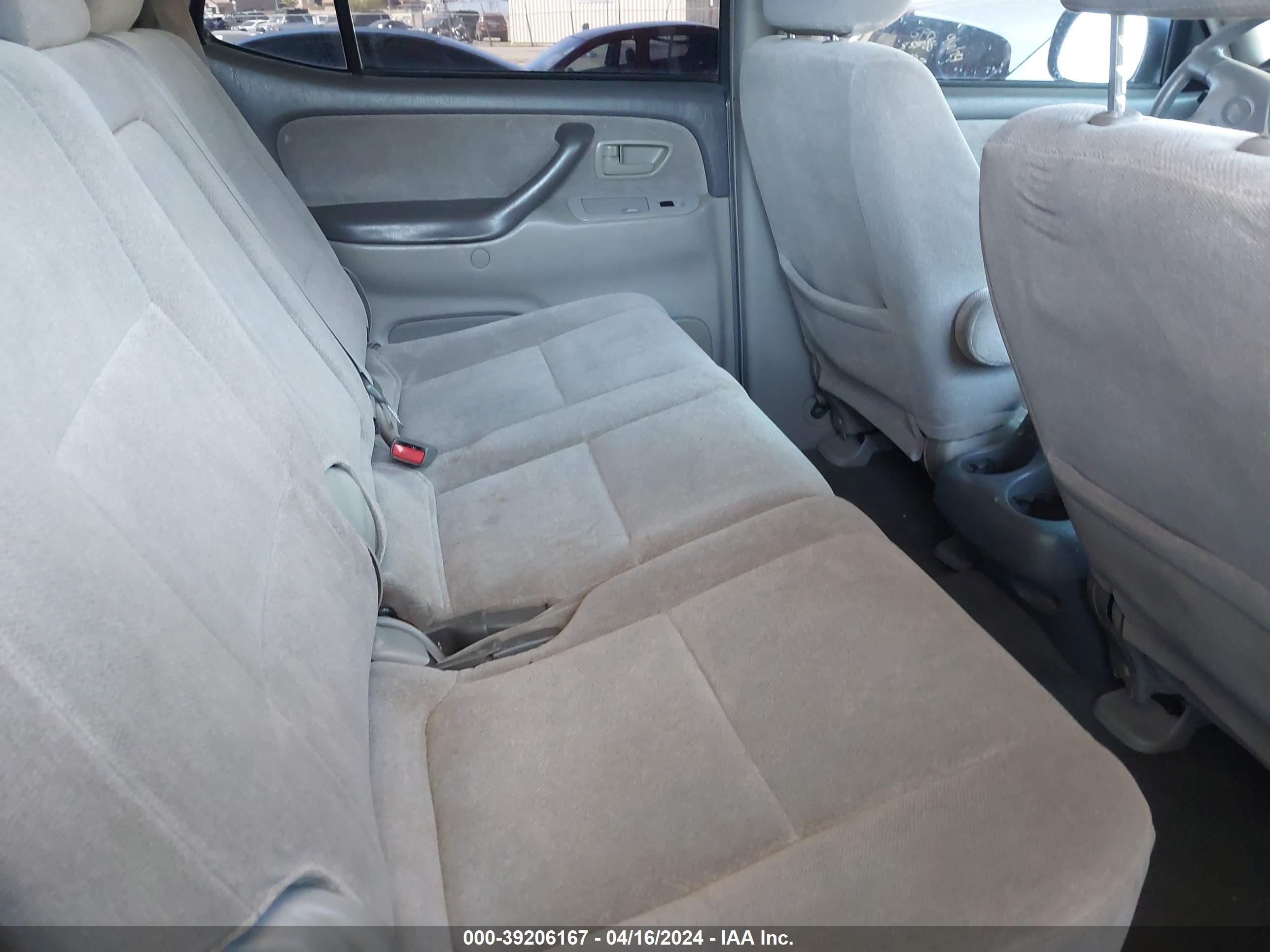 Photo 7 VIN: 5TDBT44A61S049860 - TOYOTA SEQUOIA 