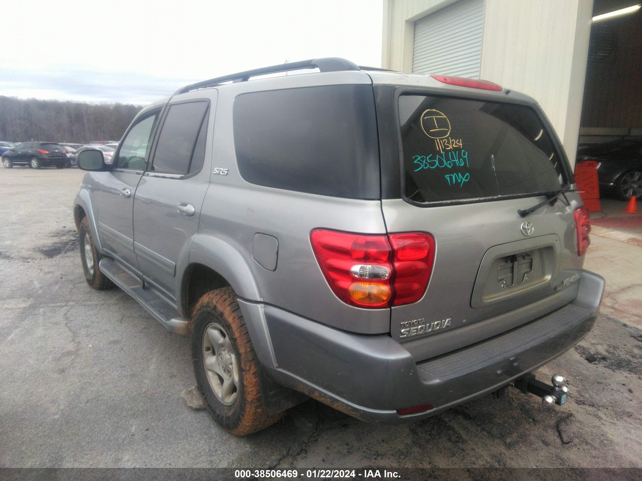 Photo 2 VIN: 5TDBT44A71S011456 - TOYOTA SEQUOIA 