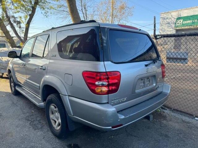 Photo 2 VIN: 5TDBT44A71S041881 - TOYOTA SEQUOIA SR 