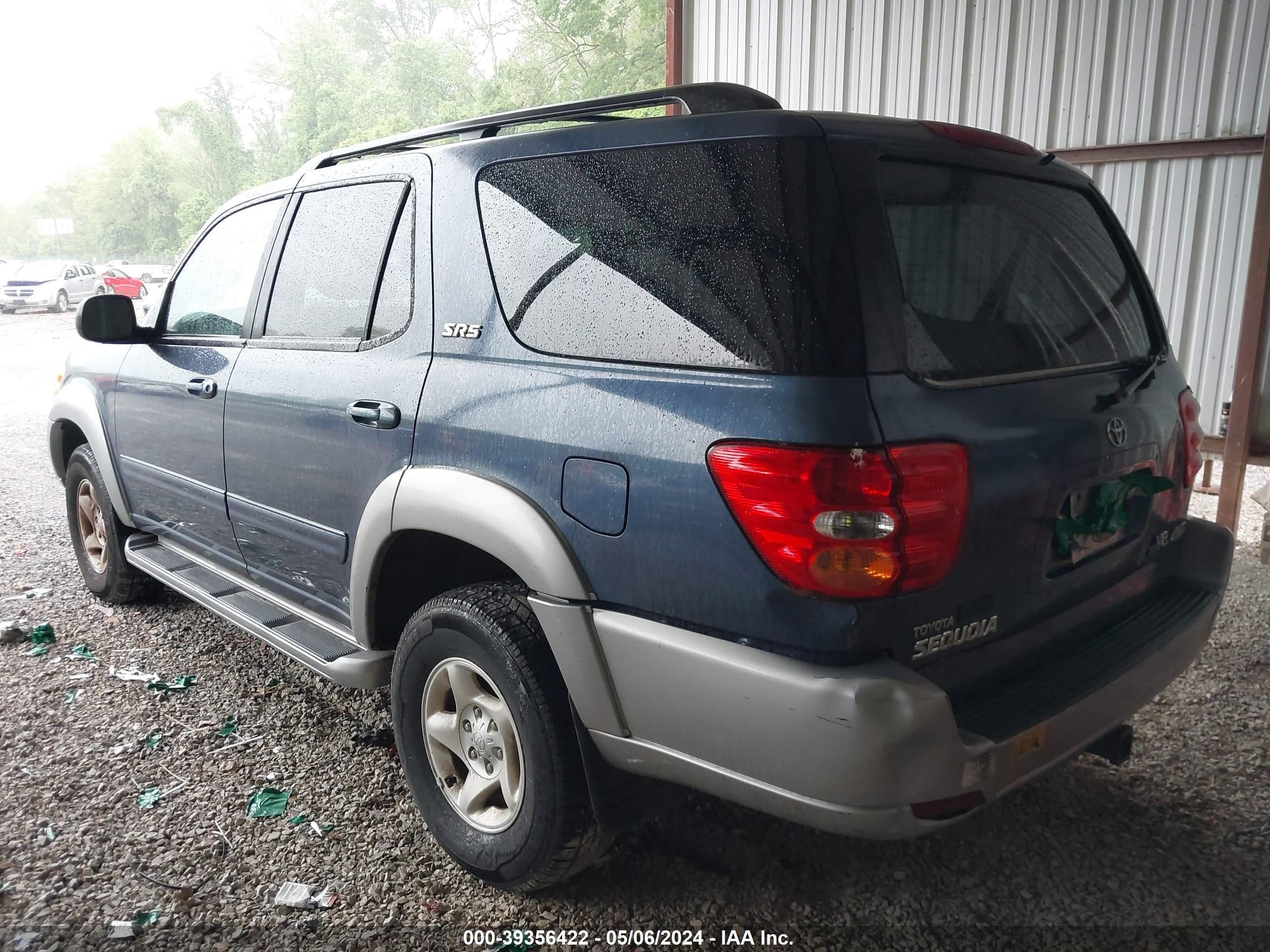 Photo 2 VIN: 5TDBT44A81S025964 - TOYOTA SEQUOIA 