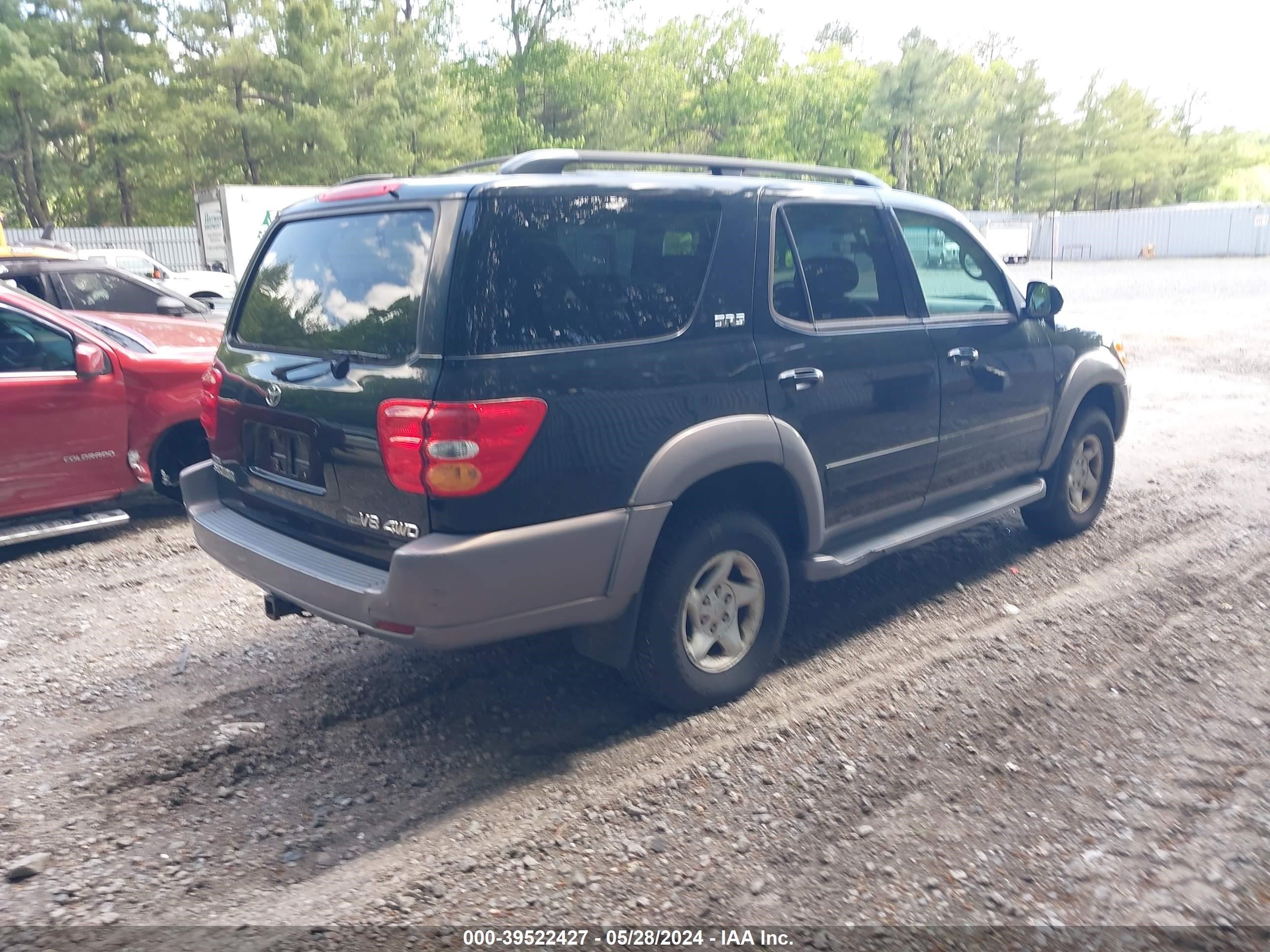 Photo 3 VIN: 5TDBT44A82S070856 - TOYOTA SEQUOIA 