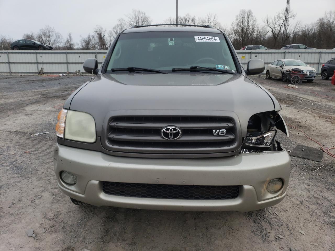 Photo 4 VIN: 5TDBT44A84S216692 - TOYOTA SEQUOIA 