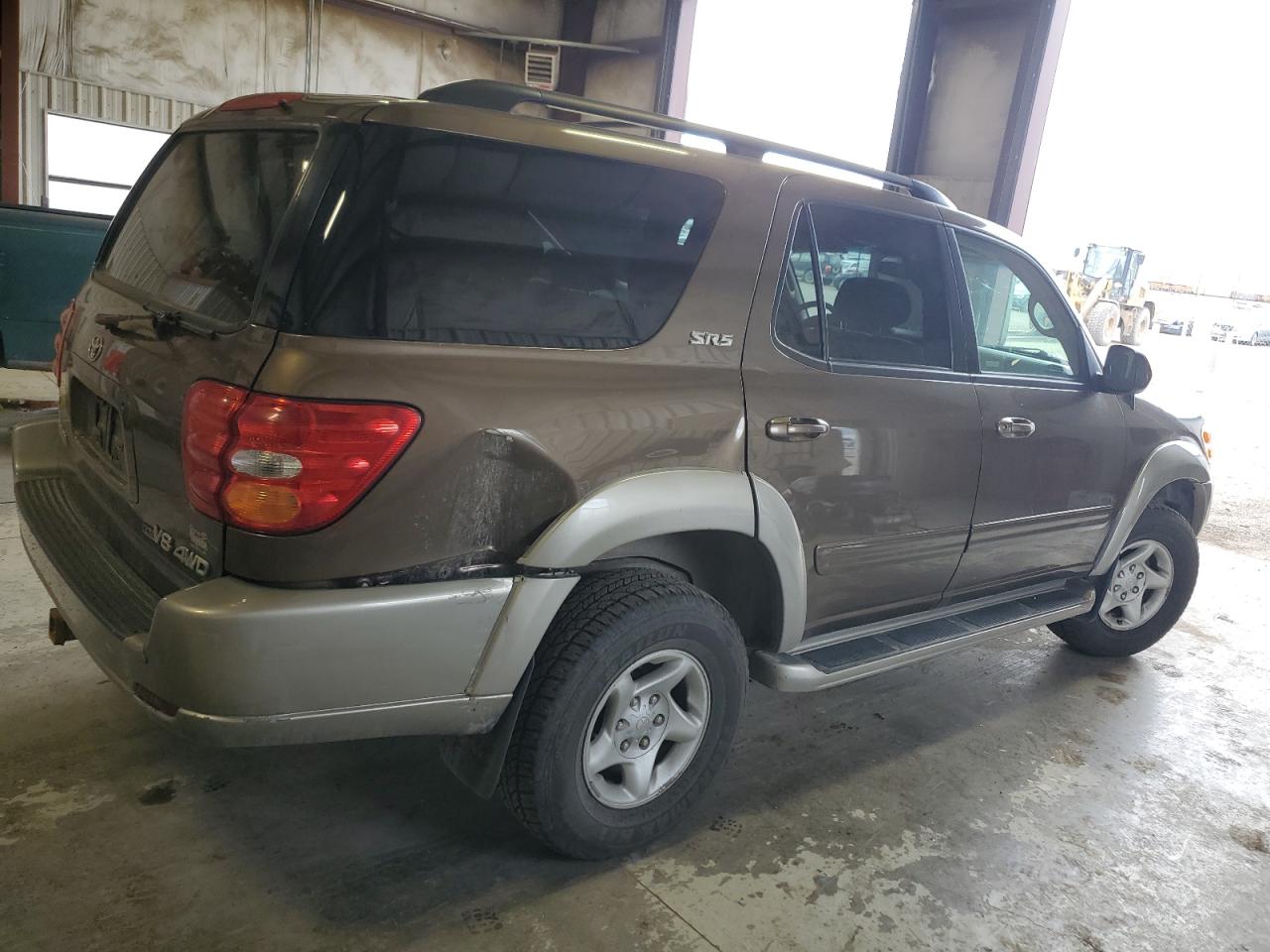 Photo 2 VIN: 5TDBT44A91S030378 - TOYOTA SEQUOIA 