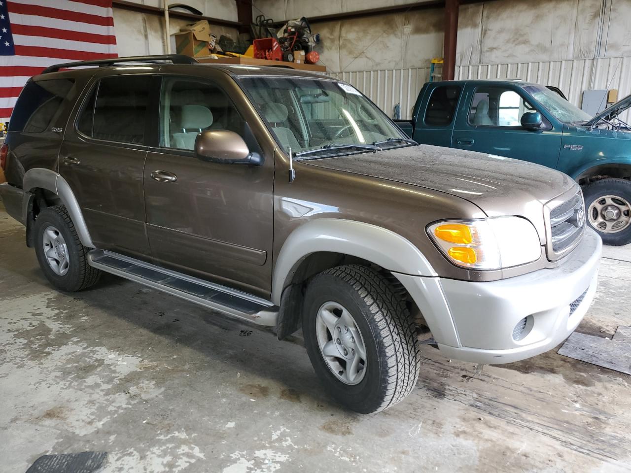 Photo 3 VIN: 5TDBT44A91S030378 - TOYOTA SEQUOIA 