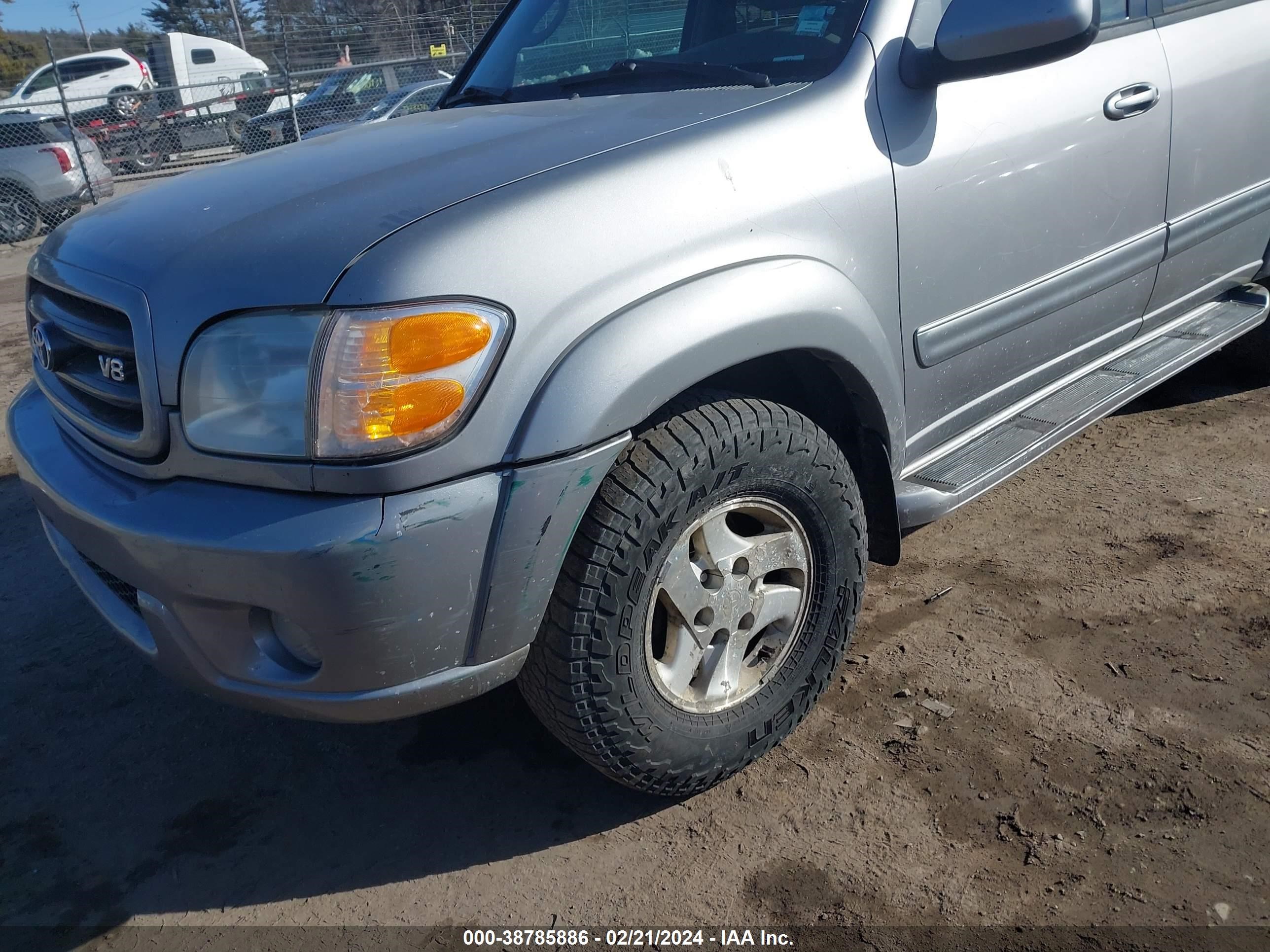 Photo 11 VIN: 5TDBT44A94S224610 - TOYOTA SEQUOIA 