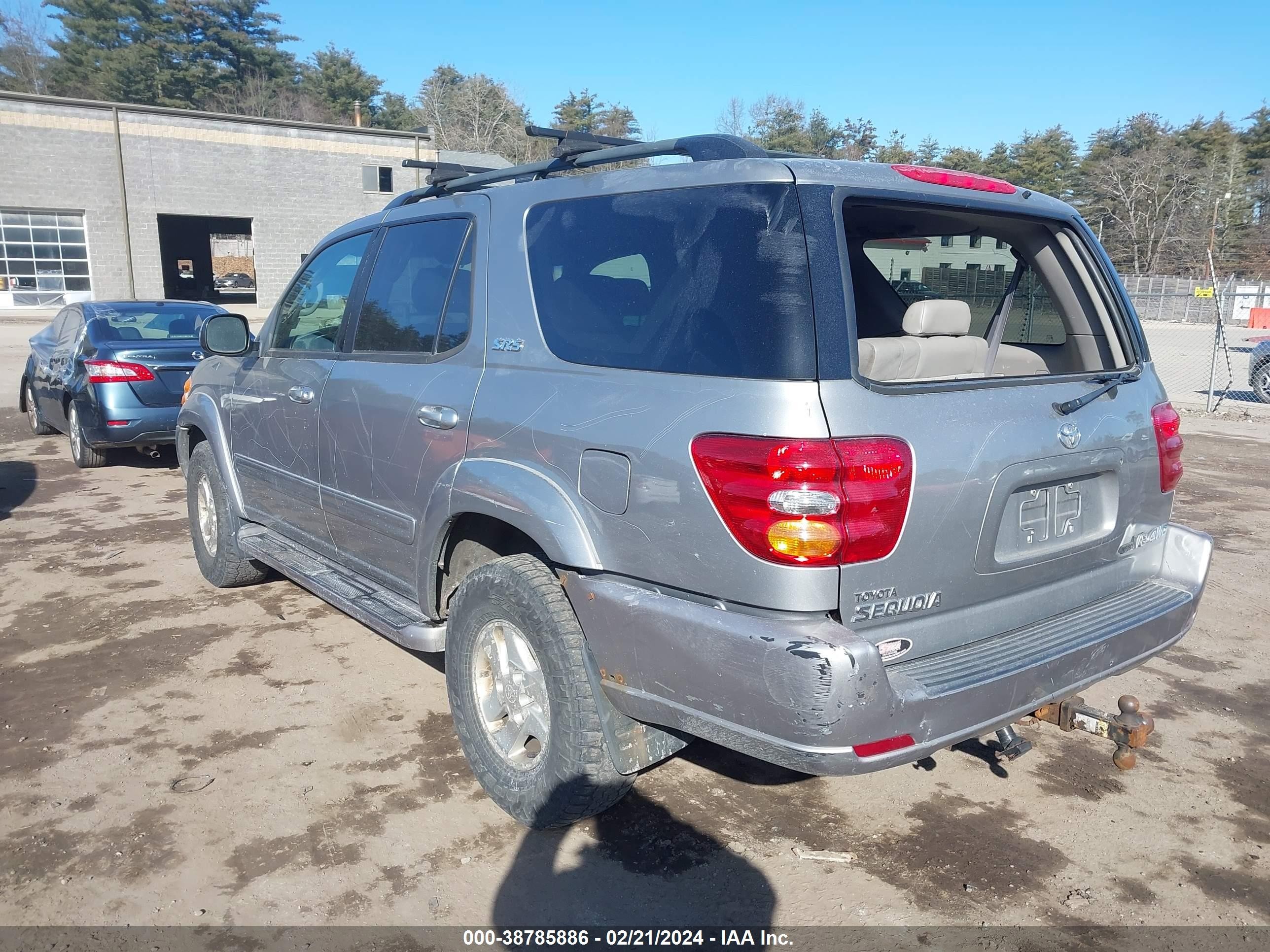 Photo 2 VIN: 5TDBT44A94S224610 - TOYOTA SEQUOIA 