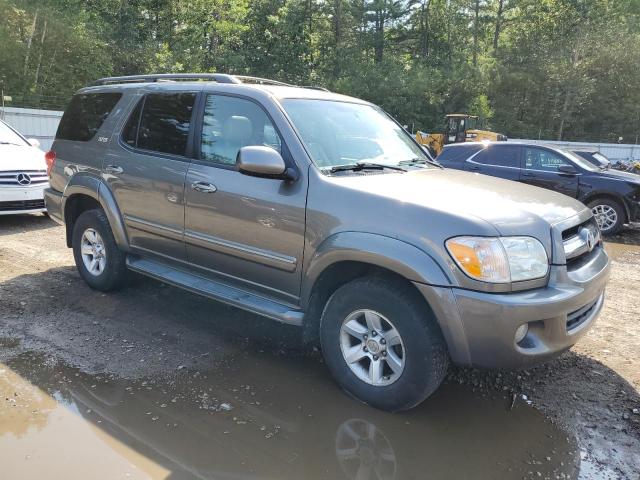 Photo 3 VIN: 5TDBT44AX5S238114 - TOYOTA SEQUOIA 