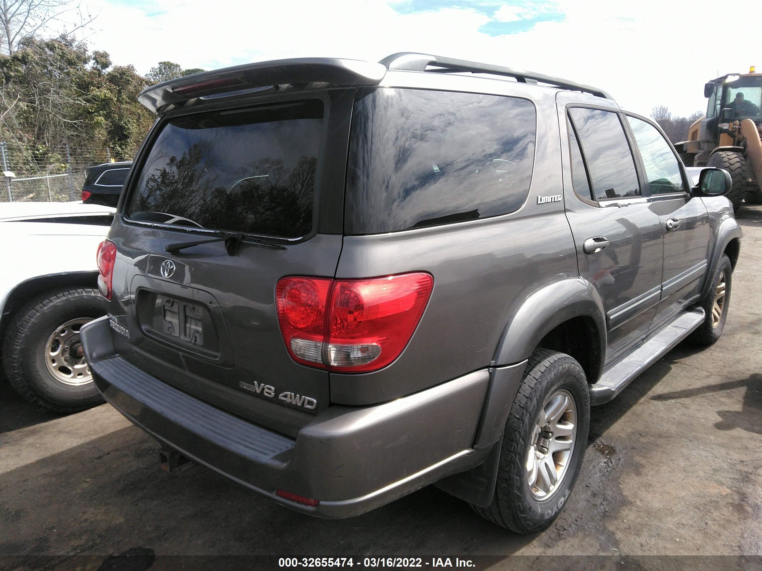 Photo 3 VIN: 5TDBT48A05S242490 - TOYOTA SEQUOIA 