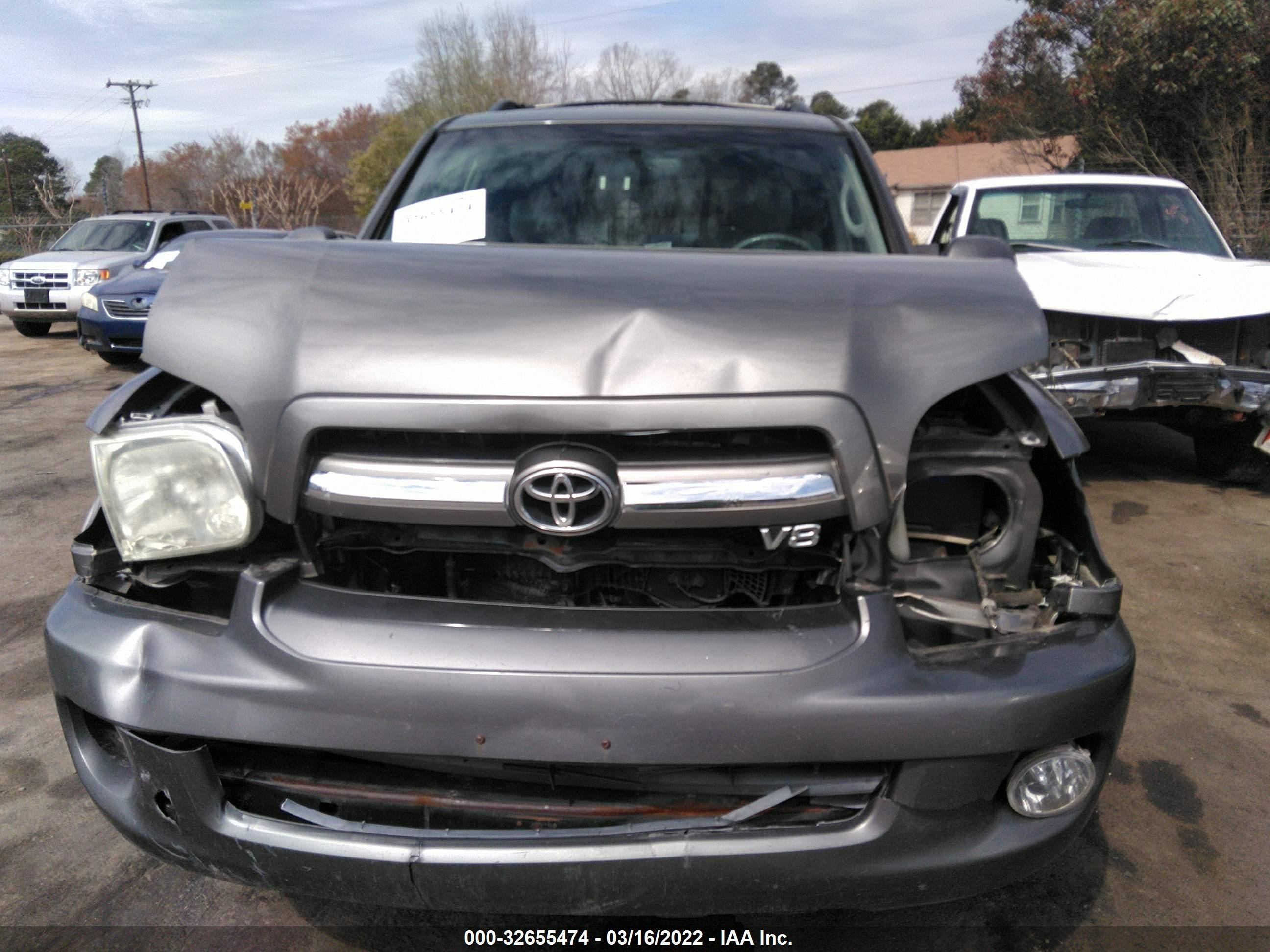 Photo 5 VIN: 5TDBT48A05S242490 - TOYOTA SEQUOIA 