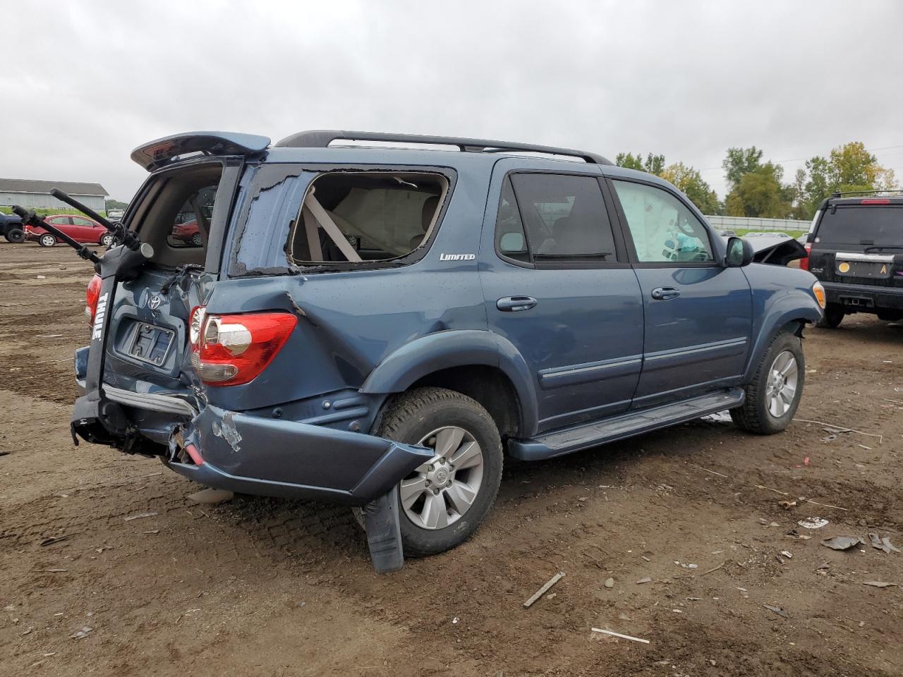 Photo 2 VIN: 5TDBT48A05S256616 - TOYOTA SEQUOIA 