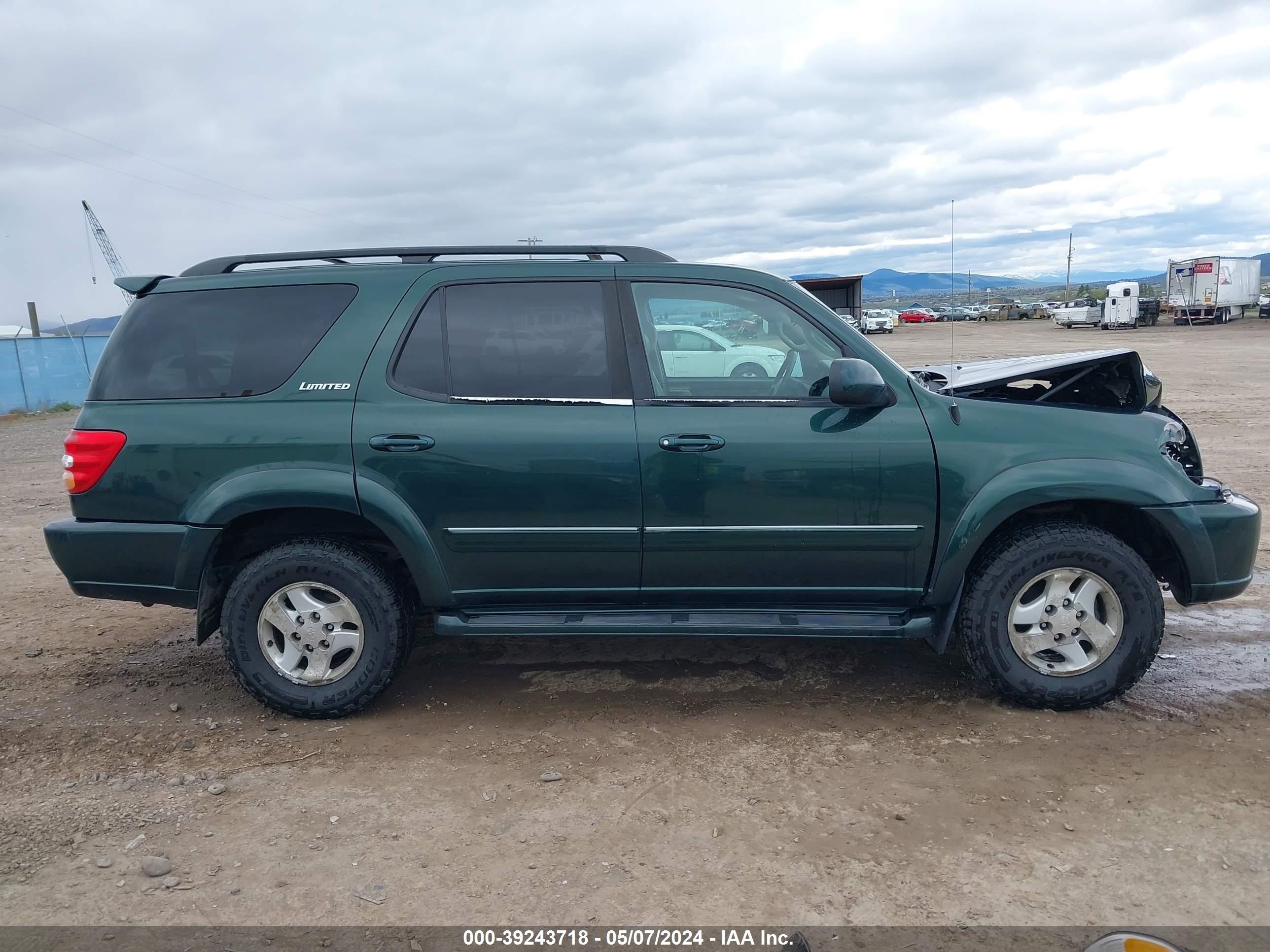 Photo 13 VIN: 5TDBT48A11S019904 - TOYOTA SEQUOIA 