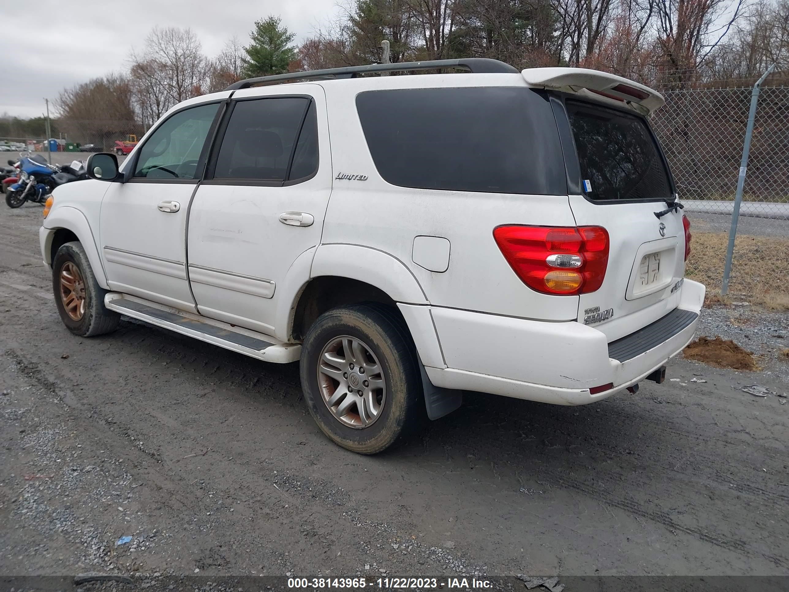 Photo 2 VIN: 5TDBT48A13S194866 - TOYOTA SEQUOIA 