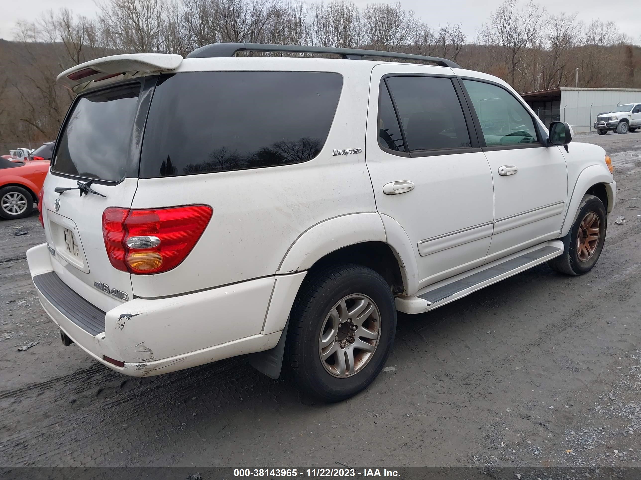 Photo 3 VIN: 5TDBT48A13S194866 - TOYOTA SEQUOIA 