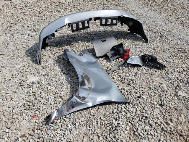 Photo 12 VIN: 5TDBT48A31S022366 - TOYOTA SEQUOIA 