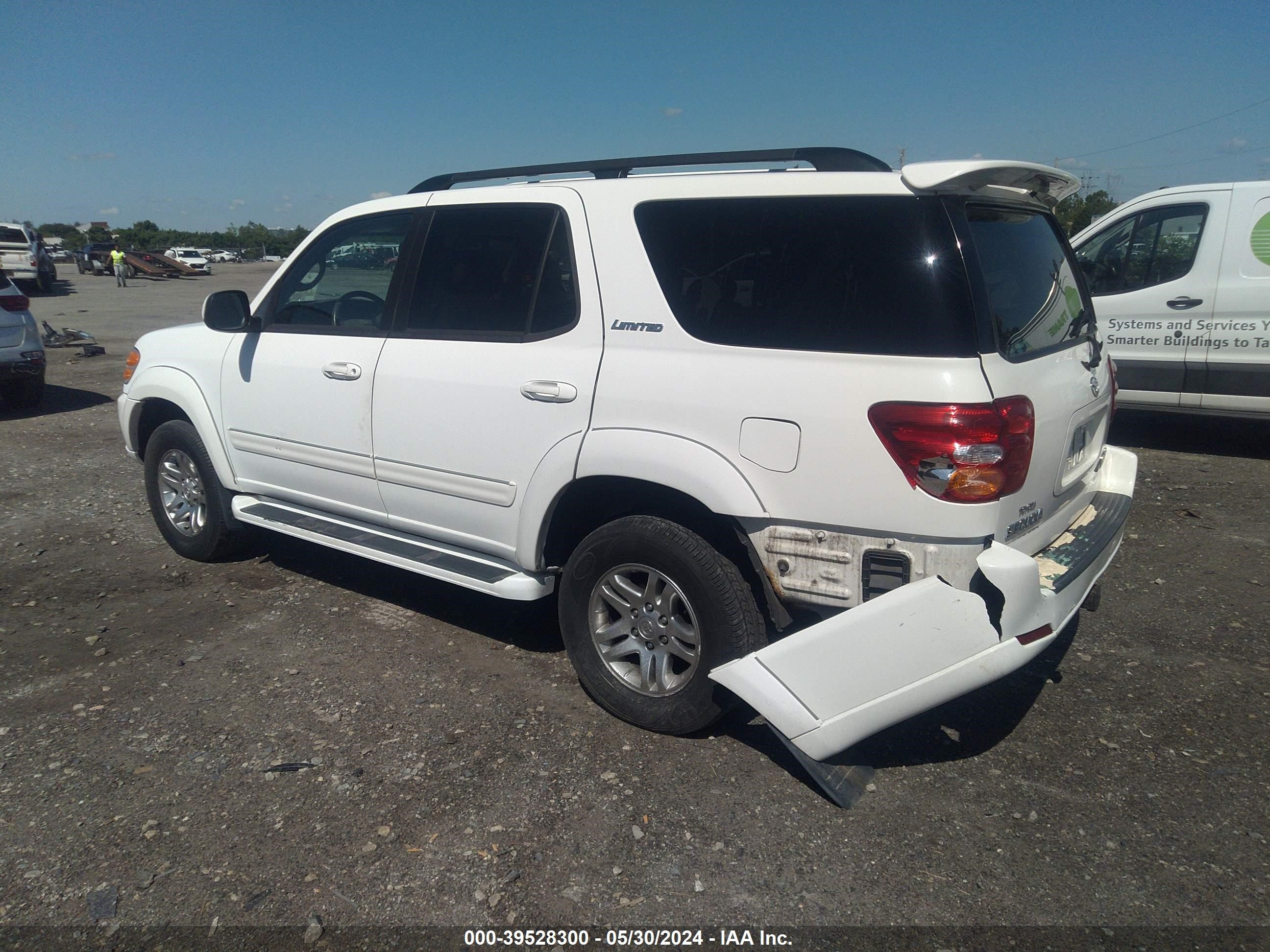 Photo 2 VIN: 5TDBT48A43S162476 - TOYOTA SEQUOIA 