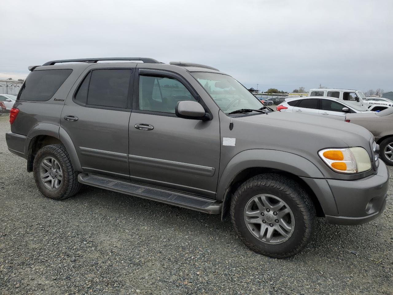 Photo 3 VIN: 5TDBT48A43S177365 - TOYOTA SEQUOIA 