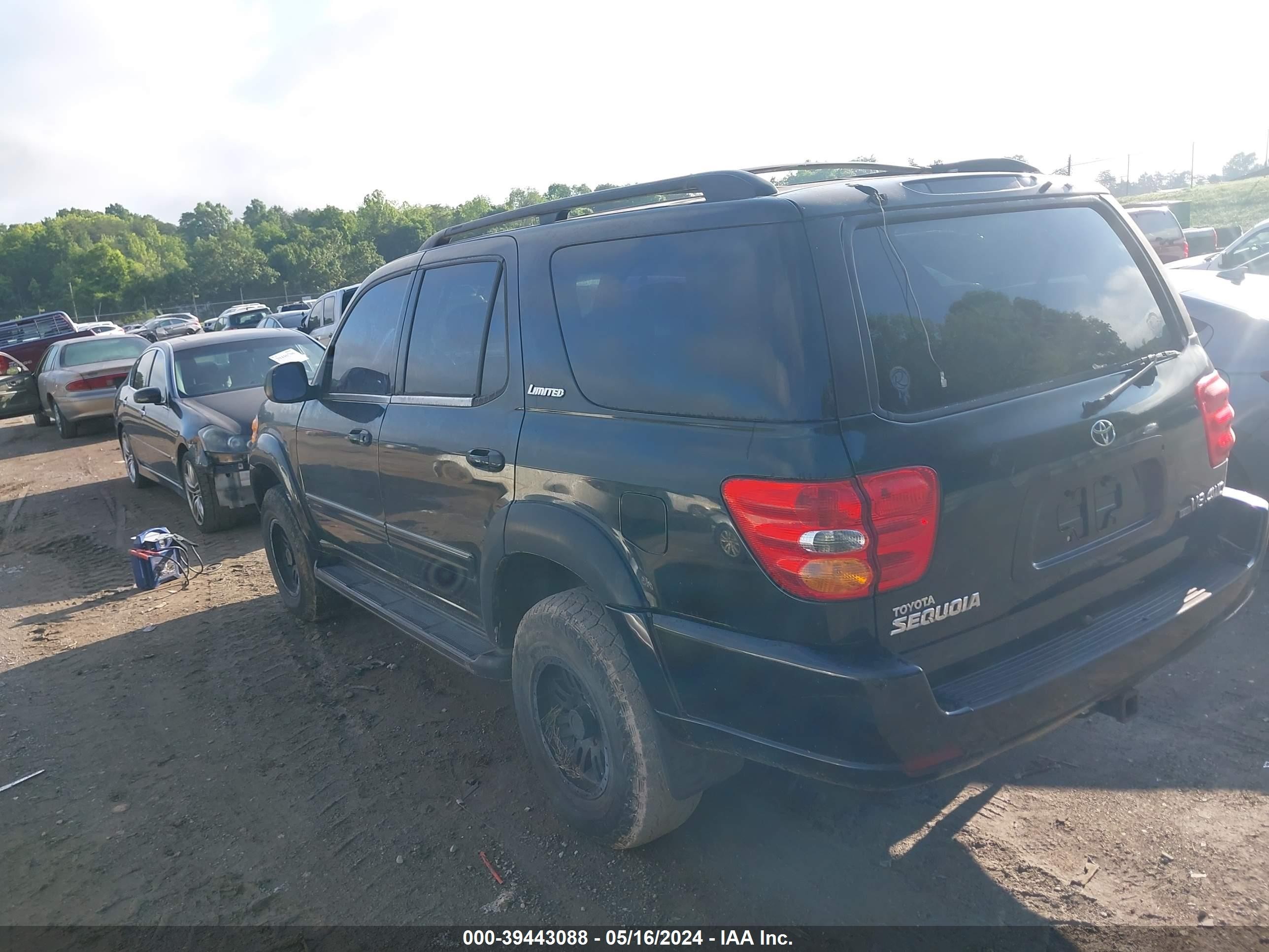 Photo 2 VIN: 5TDBT48A51S038293 - TOYOTA SEQUOIA 