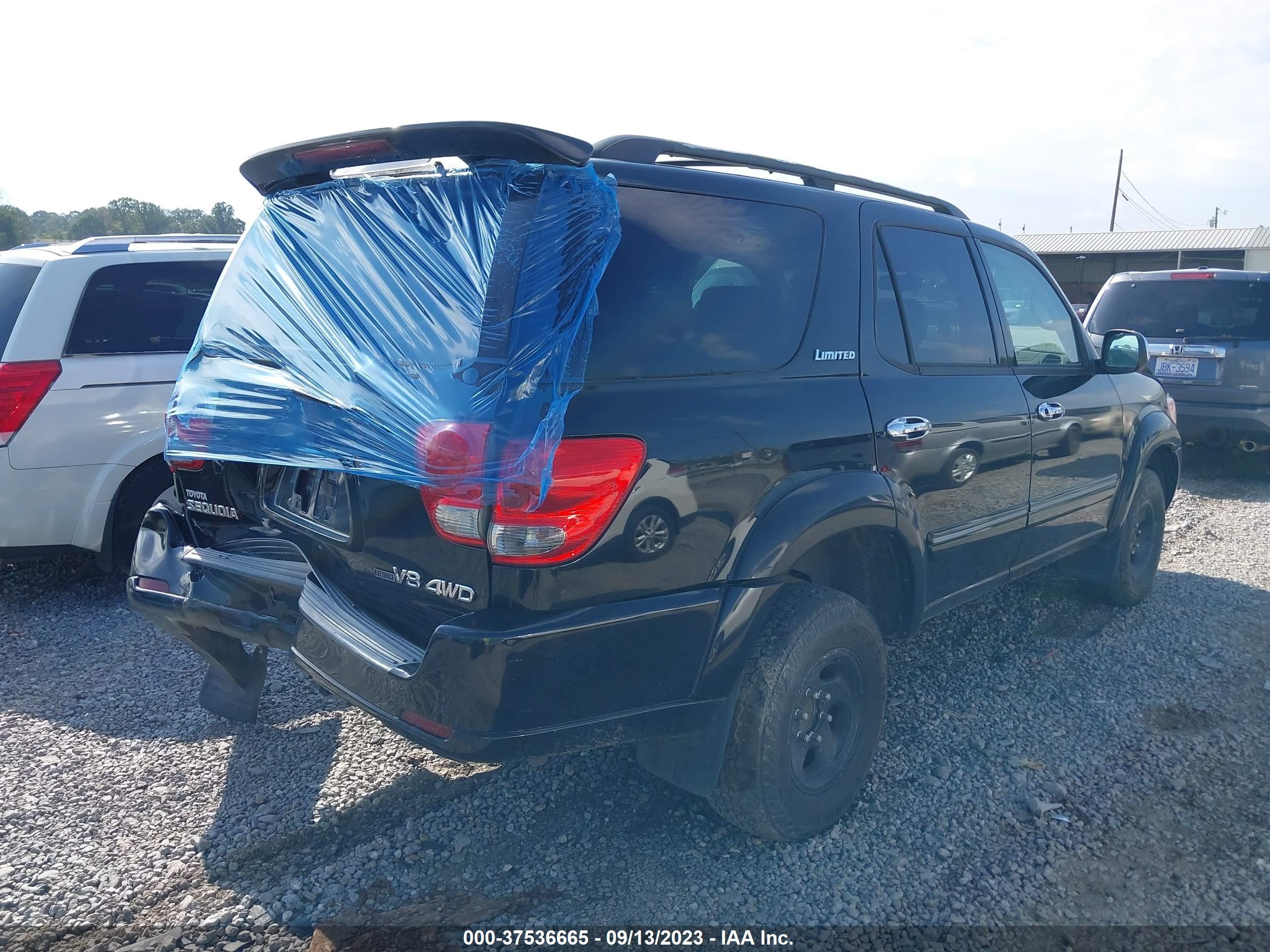 Photo 3 VIN: 5TDBT48A67S284925 - TOYOTA SEQUOIA 