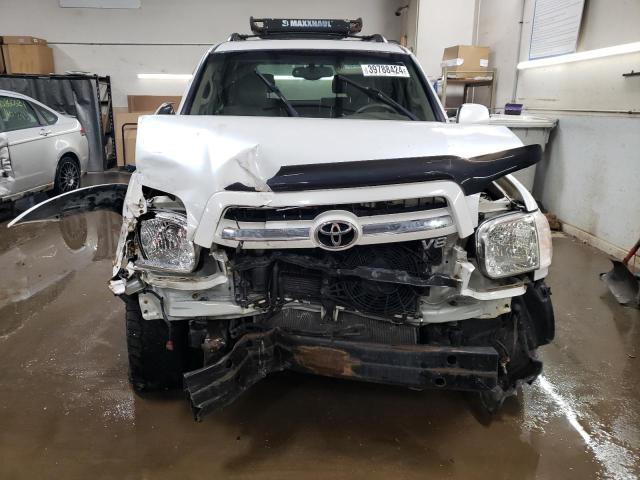 Photo 4 VIN: 5TDBT48A75S256645 - TOYOTA SEQUOIA 